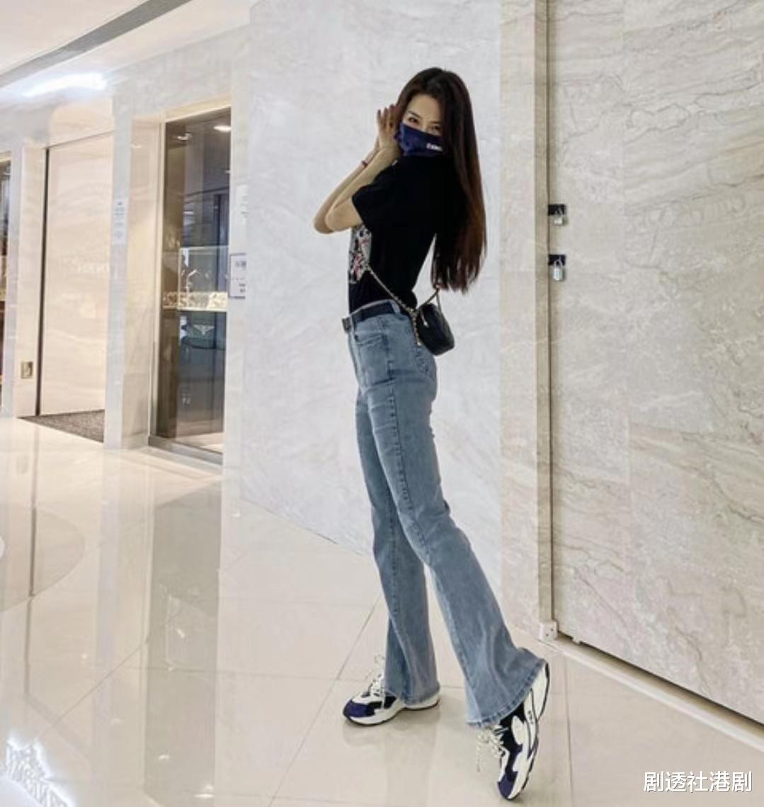 去意已决?TVB女歌手屡被传不被捧而离巢,账号已不见公司联络方式