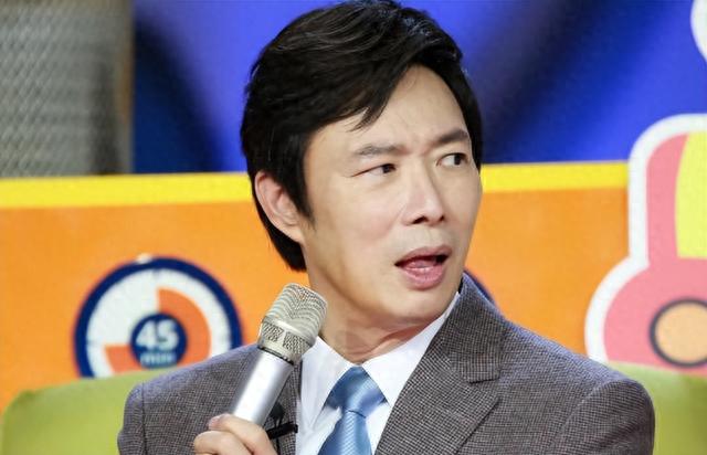 曝费玉清抢救无效病危离世?私生子丑态百出,亲姐咒骂:小心遭报应!