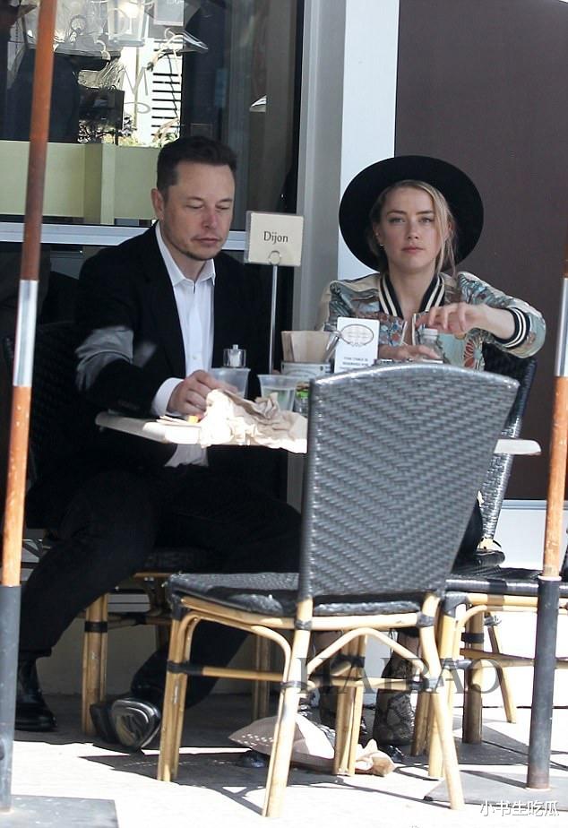 看似无情也多情？分手3年的艾梅柏已经有女儿了，马斯克还想着她