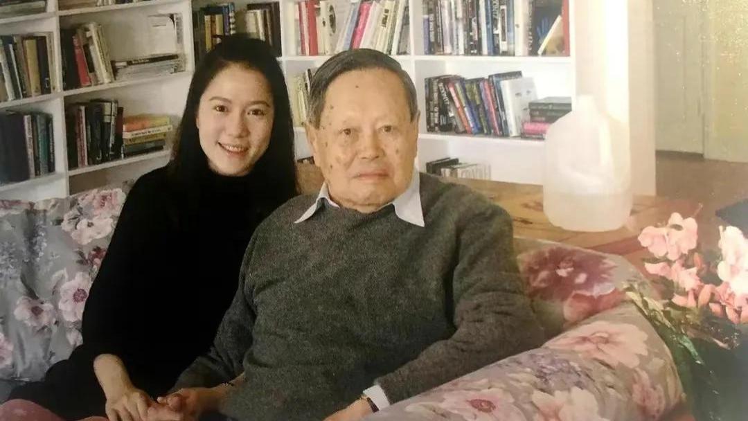 翁帆|曝101岁杨振宁病危！去世素材正在筹备中，曾称翁帆可以改嫁？
