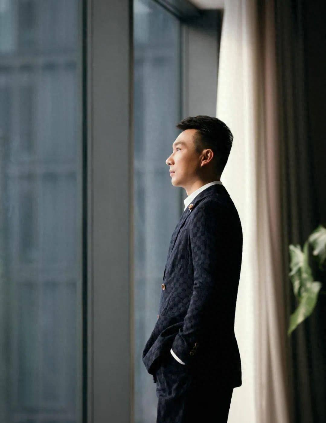 央视新闻主播“大换血”! 两位新人成功上位，康辉竟遗憾落选