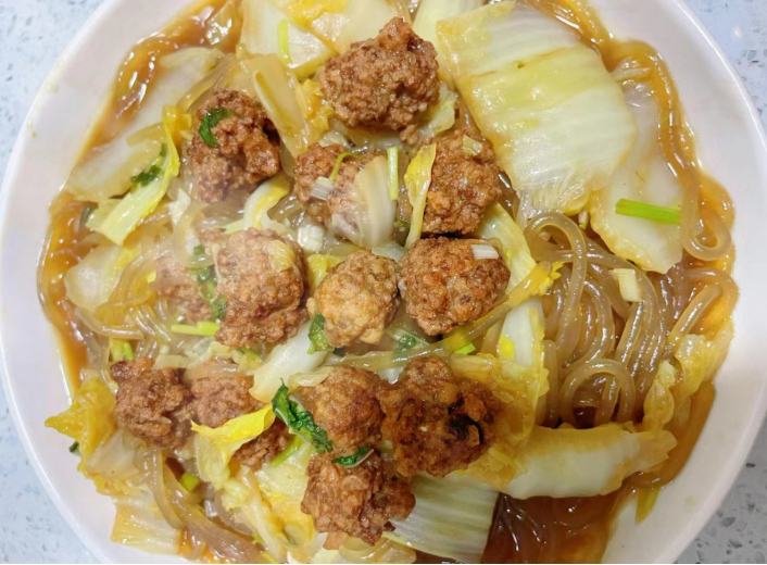 白菜|冬天,遇见这菜别手软,简单焖一锅,营养又解馋,顺利度过寒冬