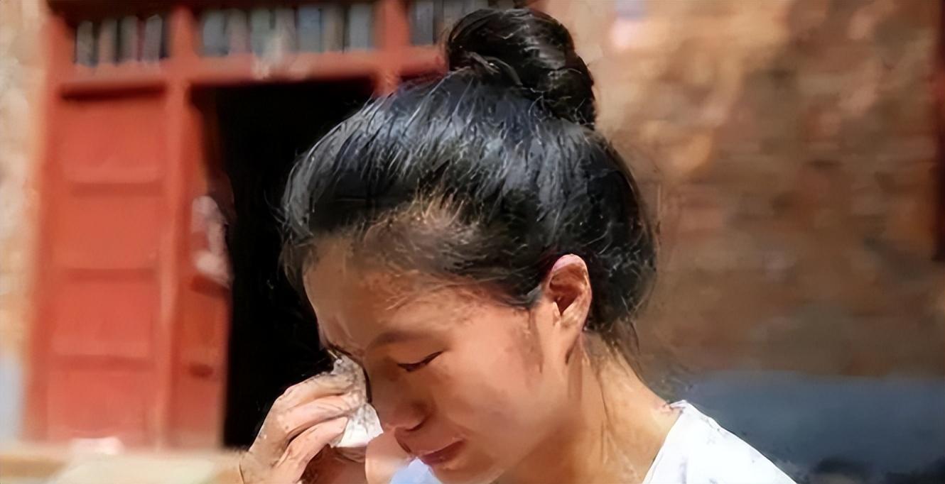 46岁男子20年喝了两万斤酒，脖子变成河马脖，总量至少有8700斤