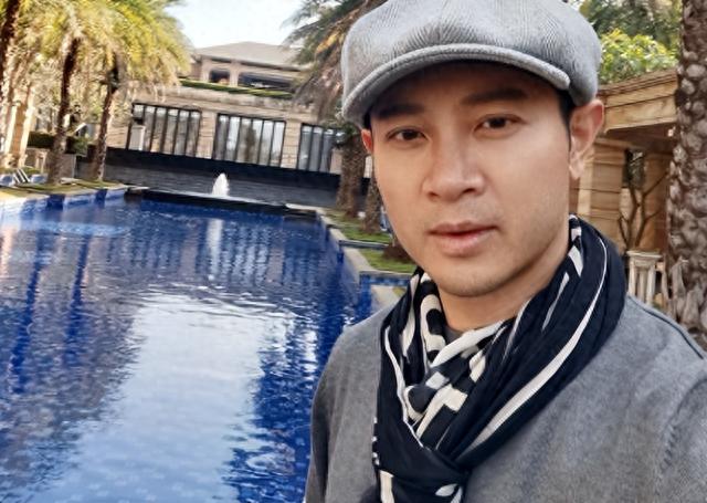 瞿颖的绝情是对的!时隔23年,他“老毛病”又犯了,54岁还没玩够