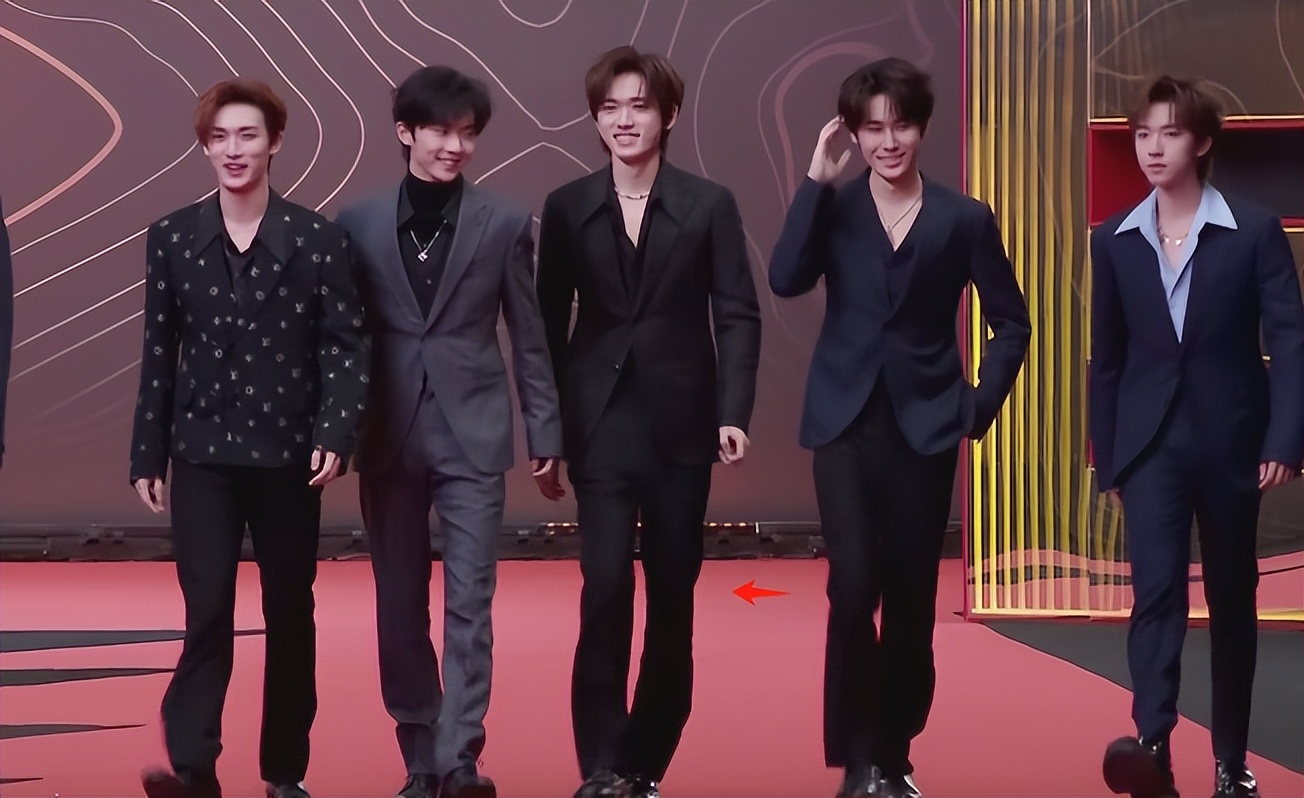 “丰满有料”的郭碧婷一出手,治愈多少年轻人的精神内耗