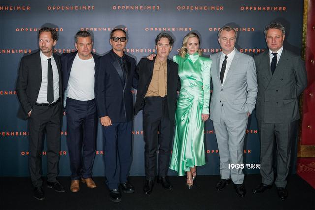 《奥本海默》巴黎首映 诺兰携达蒙、小唐尼等齐聚