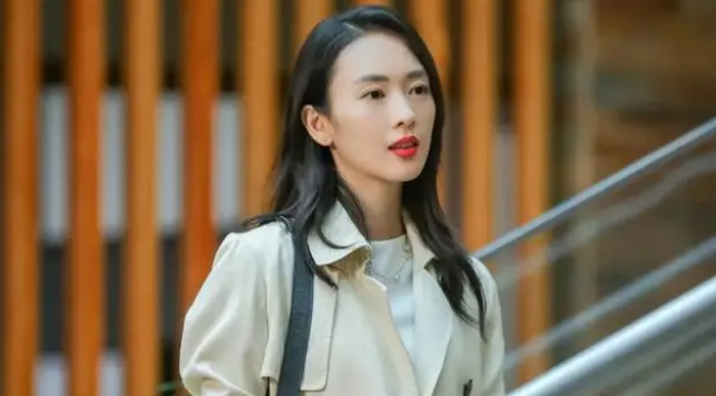 徐艺洋|一嫁改命童瑶:曾因师生交易惹争议,后嫁大17岁富豪老公成功逆袭