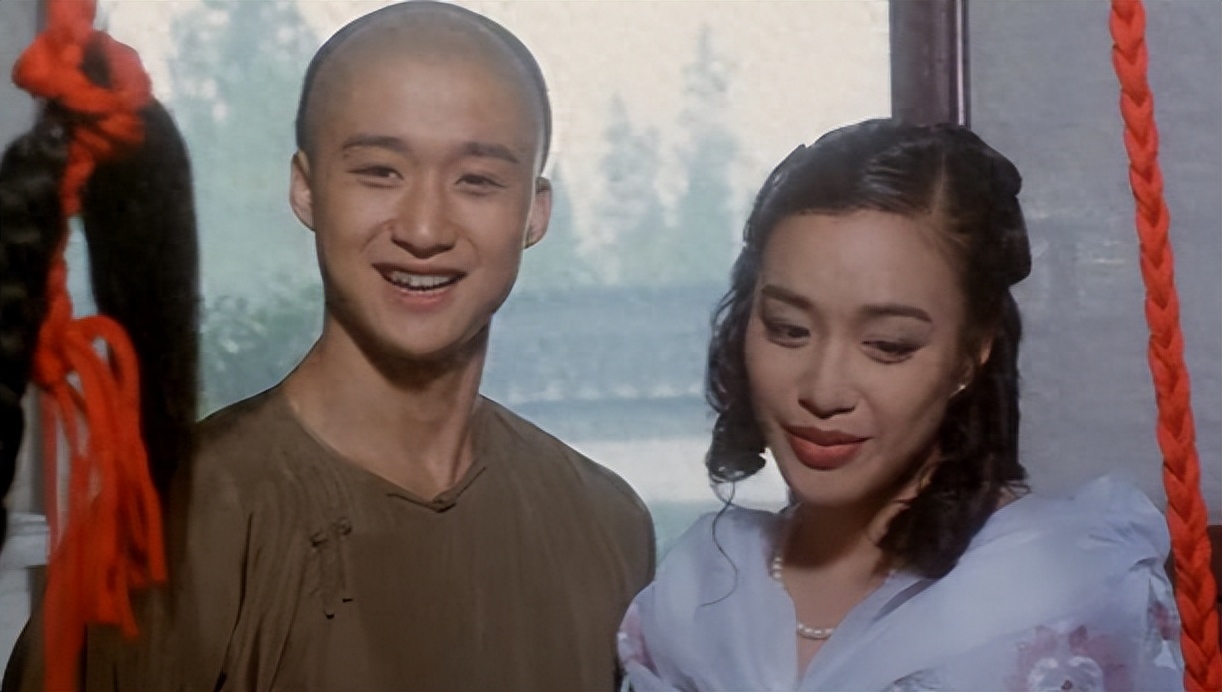 我们被骗了49年！原来他就是吴京的父亲，难怪吴京能大红大紫