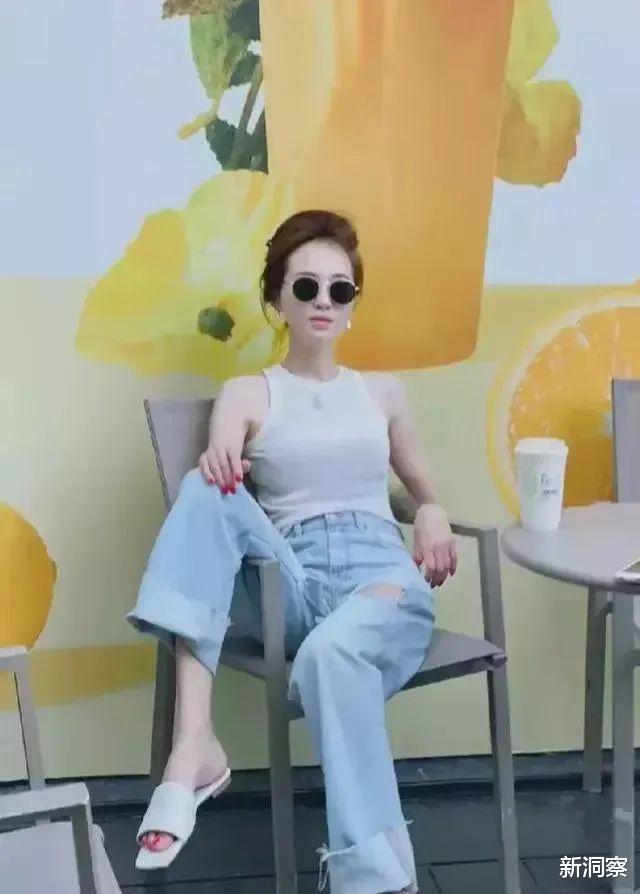 恒大歌舞团长白珊珊私照流出,团队曾年开支上亿!