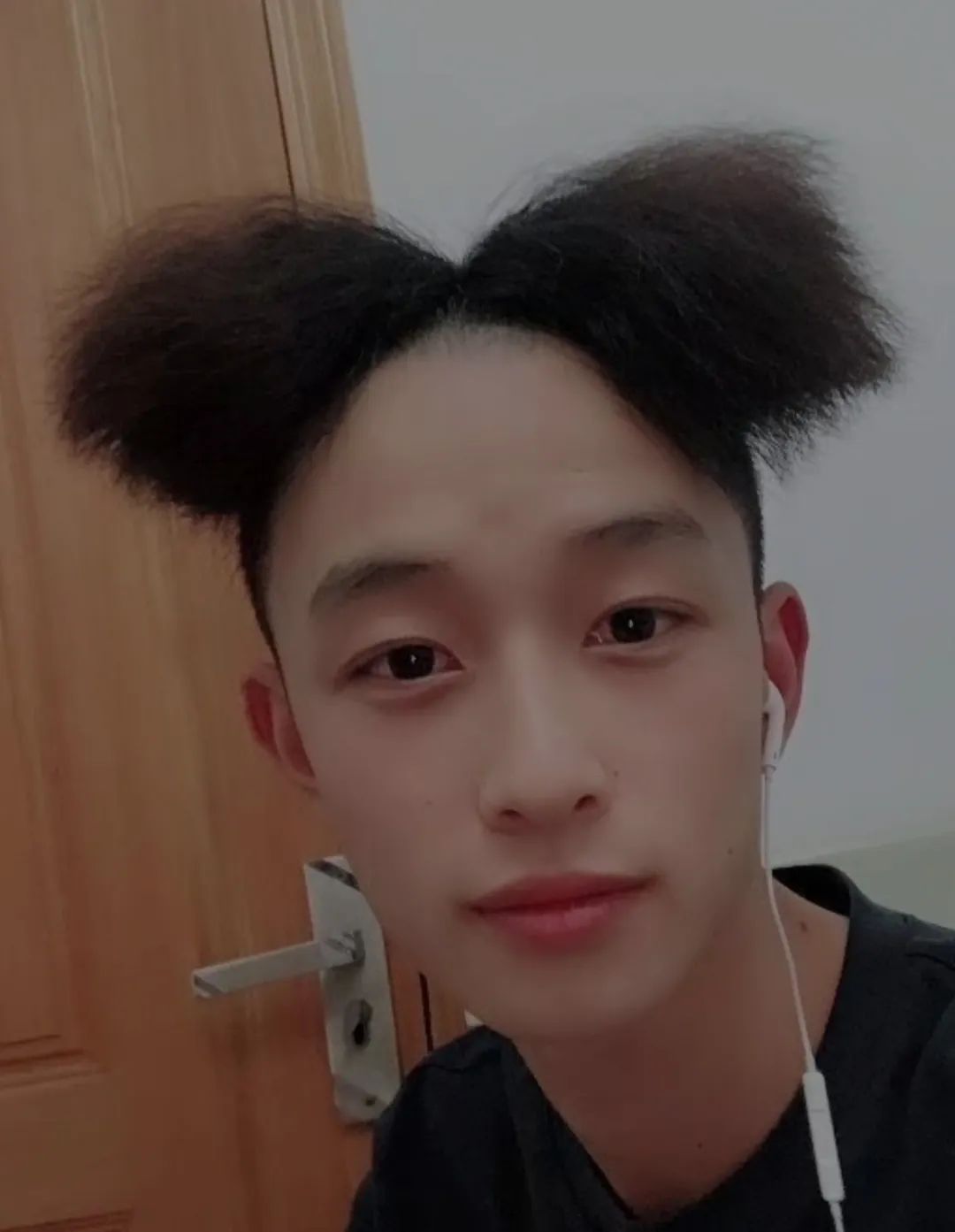 第一批过年烫头的人,已经疯了!