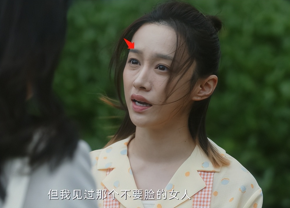 当“硅胶脸”混进央视职场剧,撞上天然脸演员,简直是降维打击