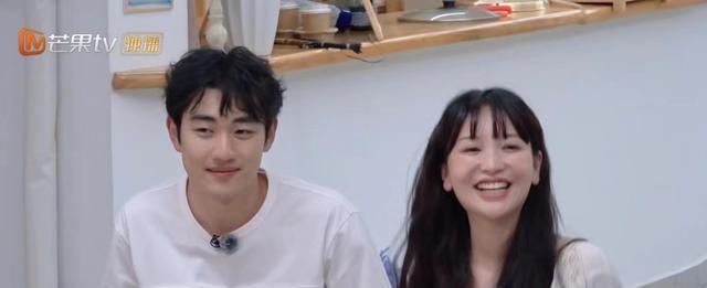 金莎孙丞潇相差19岁的爱情,获其他嘉宾们的力挺,朱丹认为特别棒