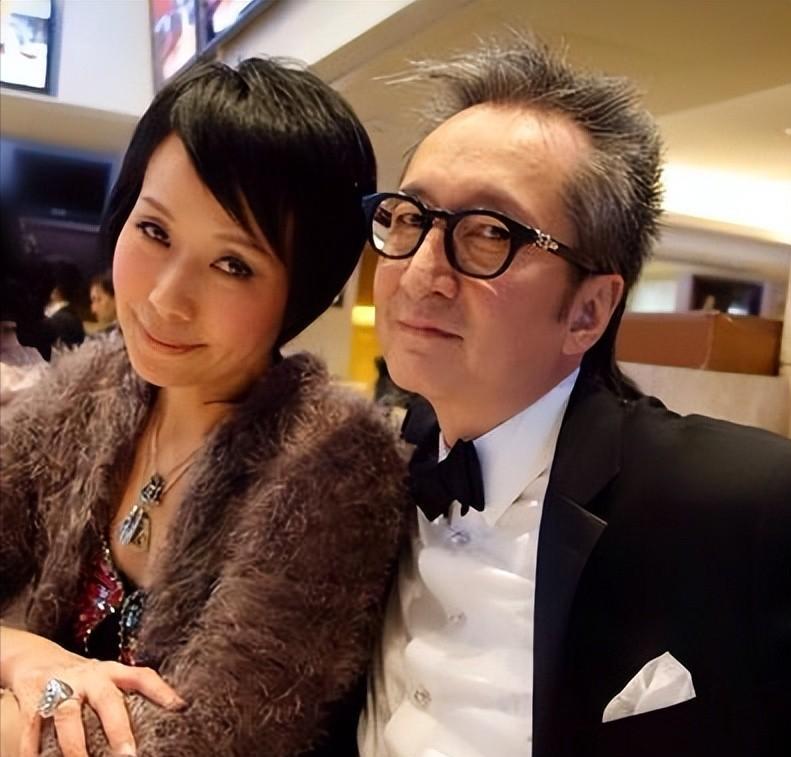 69岁赵雅芝对比60岁叶童,自然老去和医美老去的差距,一目了然