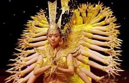 小品|观众对2024央视春晚异常热情，这次，赵本山的话，终于有人信了