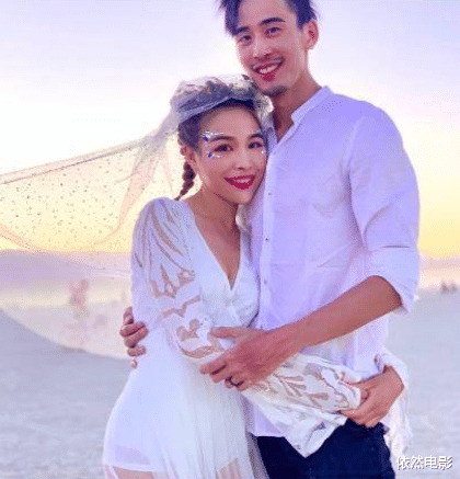 31岁男星承认隐婚5年,妻子是经纪人,晒亲密合影爆出喜讯