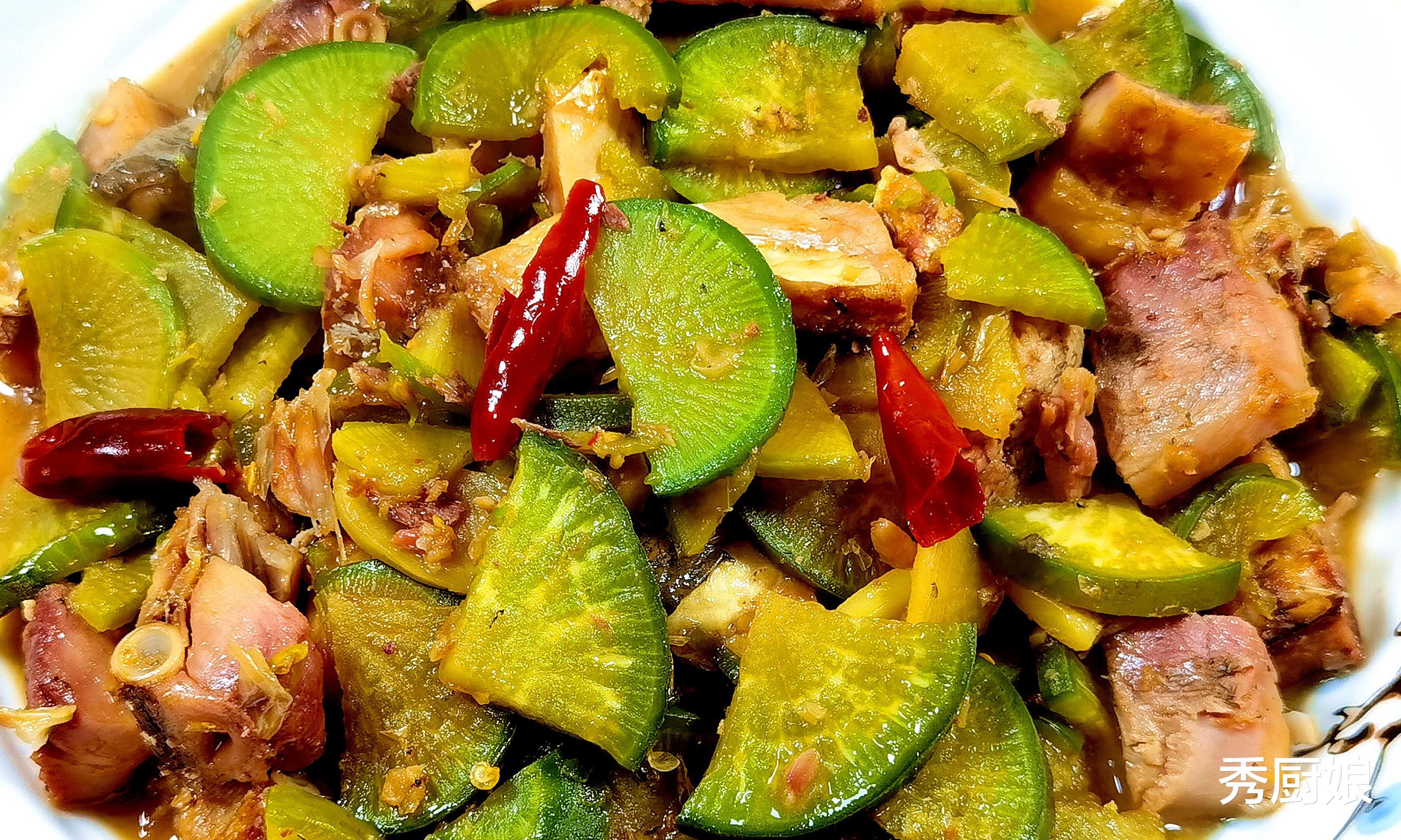 |天冷了,这肉要多吃,比鸡鸭滋补,比牛羊肉便宜,随手一炖太香了