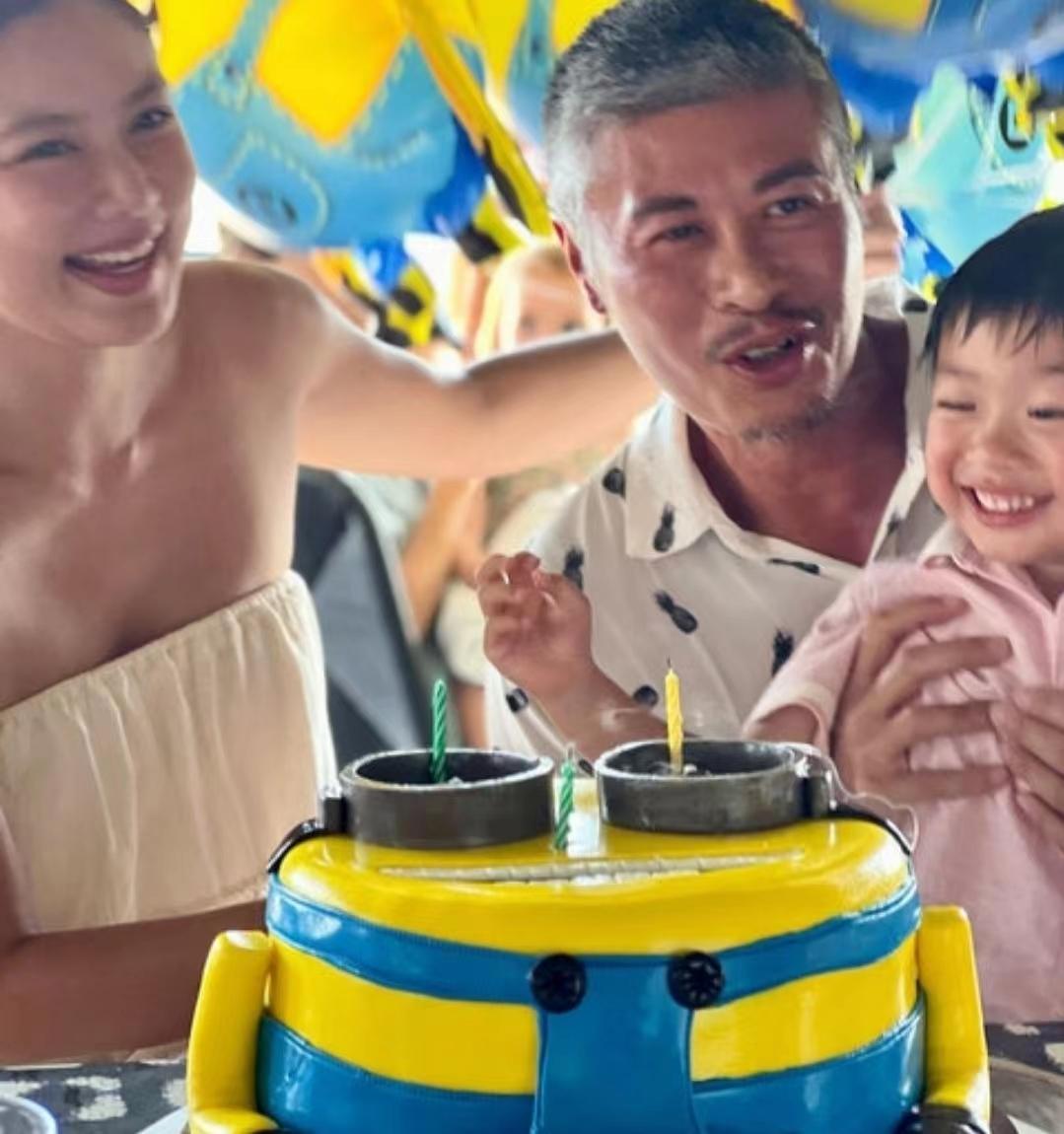 乐基儿|样貌崩坏!前天王嫂近况老态尽显苹果肌下垂,疑似受婚变传闻影响