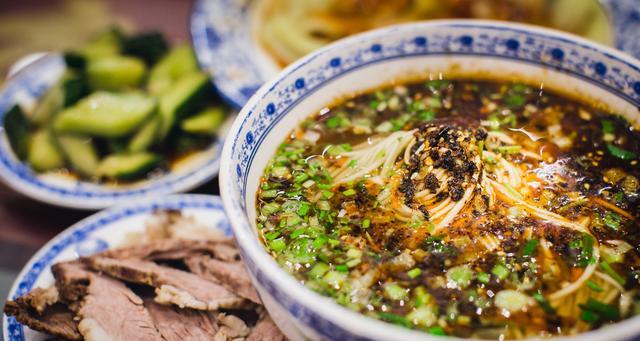 面条|这10碗面在国内超受欢迎,南北平分秋色,你的家乡是哪一碗?