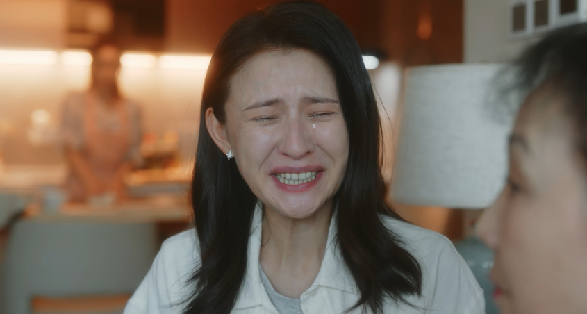 公职人员别乱演！挤眉弄眼、咋咋呼呼，热依扎又毁掉一部剧