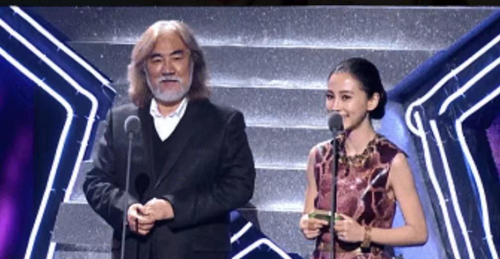 一日夫妻百日恩，但这一次对不起，黄晓明没有“放过”杨颖!