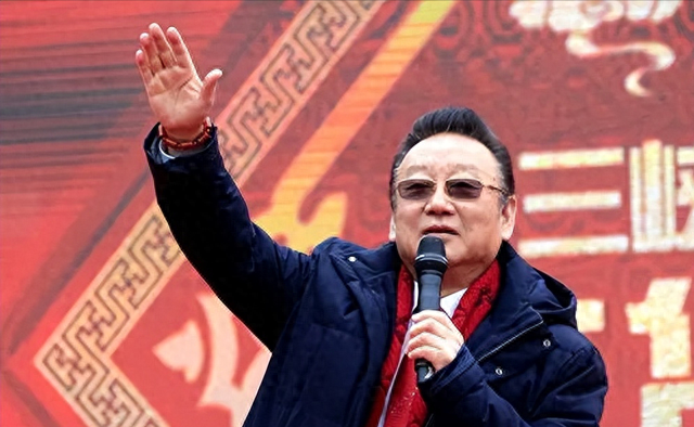 蒋大为:我老婆跟女儿是加拿大国籍,但我的加拿大绿卡早就过期了