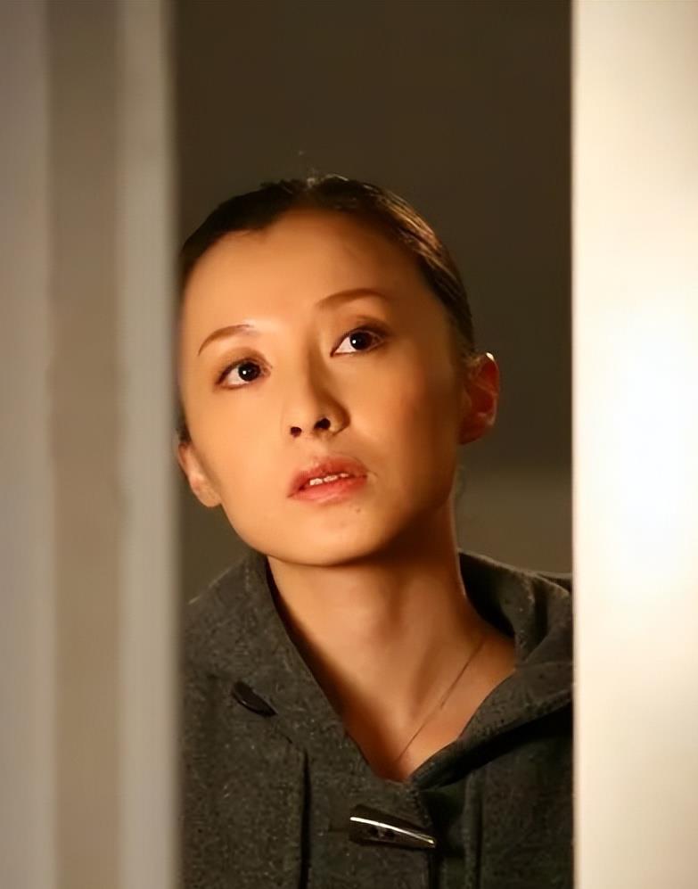 "可云"徐露:嫌丈夫不好看,婚后拒绝生子,如今女儿貌美如花 - 娱乐资讯