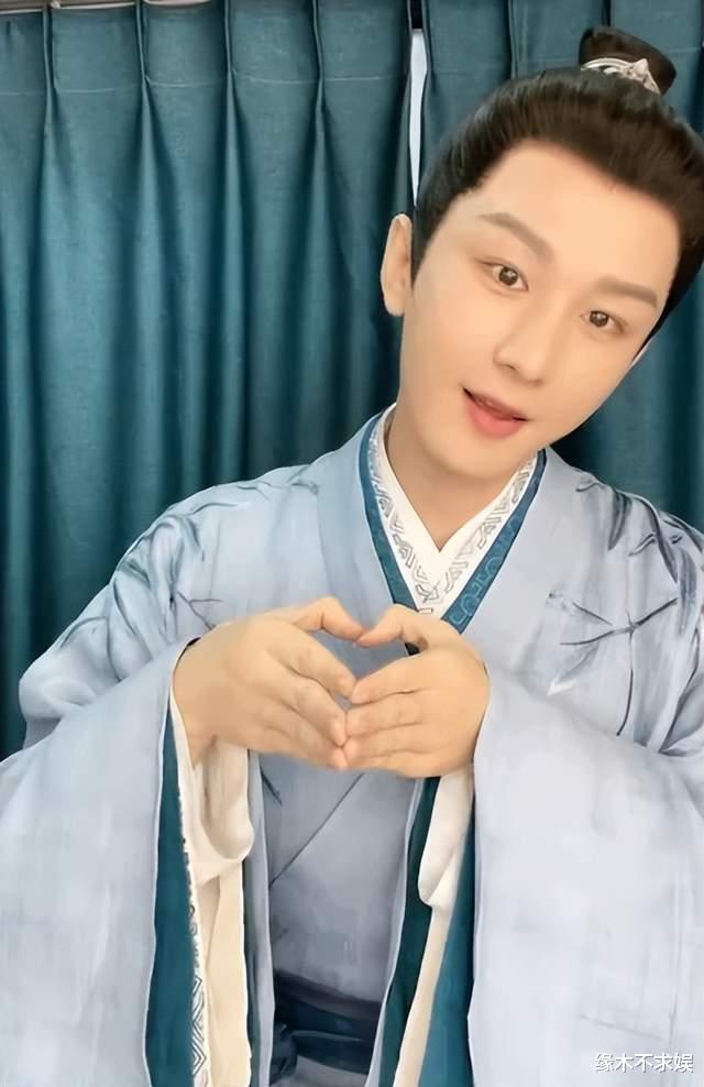 成毅|成毅被曝有私生子，爆料者称不怕告，主演《英雄志》已停拍！