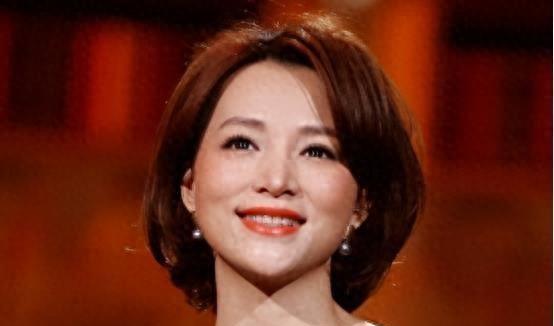 爆料!董卿揭秘与赵忠祥的爱情秘密,让人不敢相信的真相!