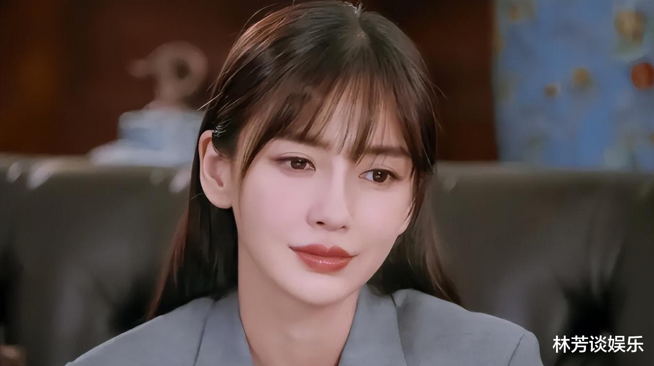 杨颖：从一番女主“贬”为友情出演，时代抛弃你时，招呼都不想打