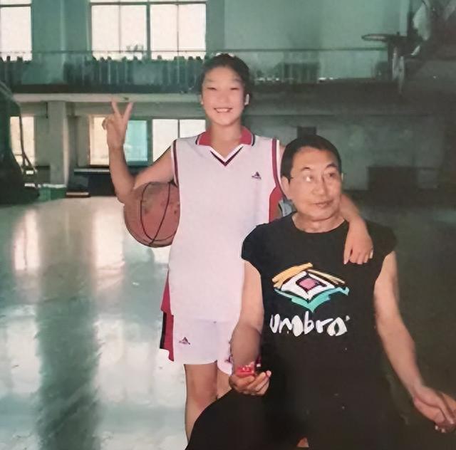 惊喜！李梦公开喜讯，郑薇支持，张隆终于等到了