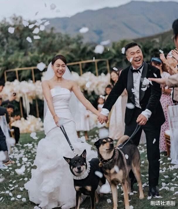 首次剖白心声!前港姐新婚后携老公亮相,或由演员转型做歌手