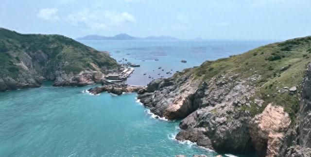 |中国常住人口最少的海岛，仅有13人，他们怎么生活？