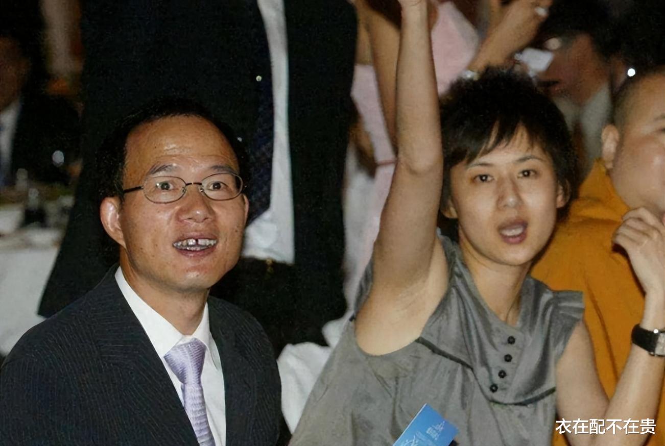 主持人王津元：嫁给上海首富郭广昌，生3个孩子，如今52岁很幸福