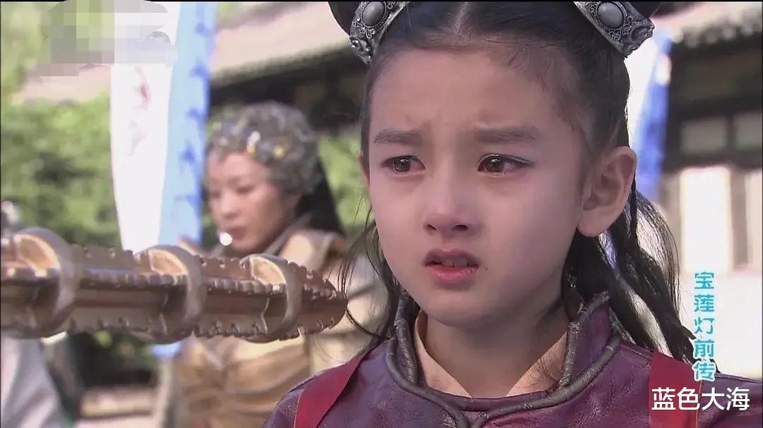 童星|8位“等比例”长大的童星,长的只有身高,长相如同复制粘贴