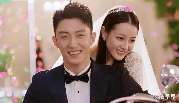 迪丽热巴|迪丽热巴复工,满脸温柔,身材丰满,网友:与吴倩生娃后状态一样