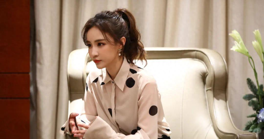 网红雪梨被曝当小三，直接被正室捉奸在床，现场不堪视频曝光