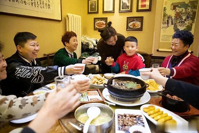 狗肉|这6道“不吉利”的菜,除夕夜不要端上餐桌,寓意不好老人不喜欢