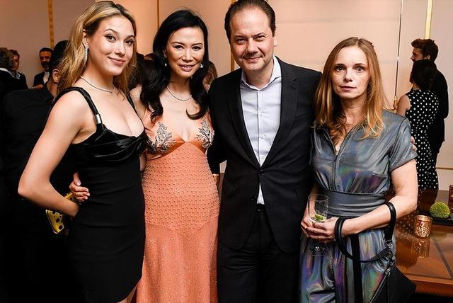 邓文迪|邓文迪:嫁巨富默多克,和首相传绯闻,如今和马斯克母亲处成闺蜜