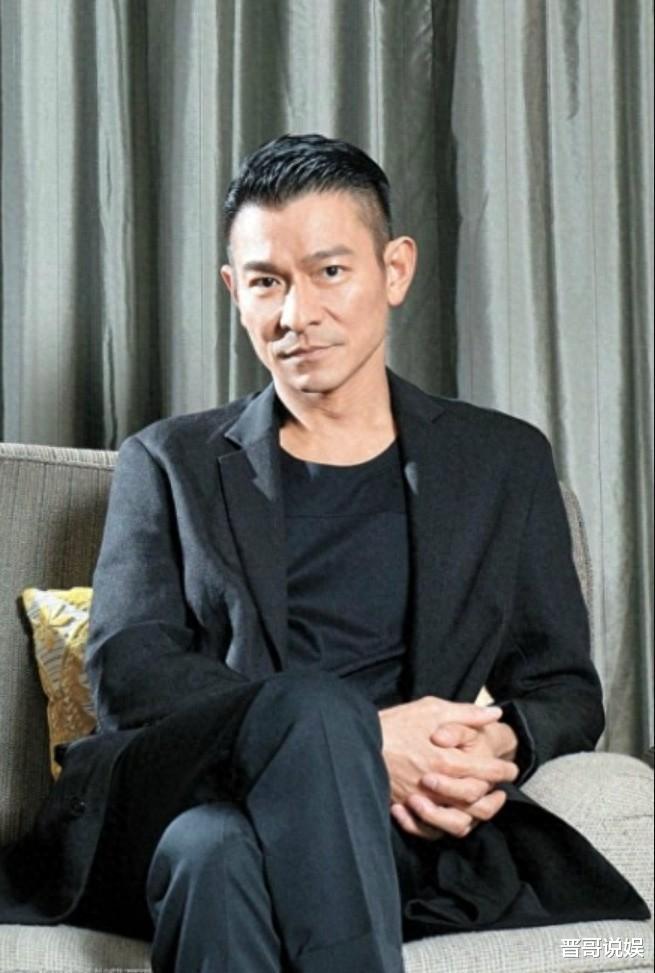 62岁刘德华晒一日三餐,王晶感慨不是人过的日子,难怪他看起来像小伙子!