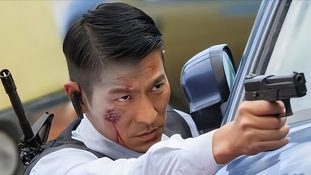 灵堂缺席的三天王，揭开娱圈的“遮羞布”，刘德华的话，有人信了