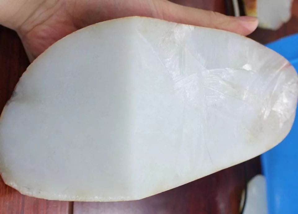 我们总说买玉要看玉质,玉质是什么?