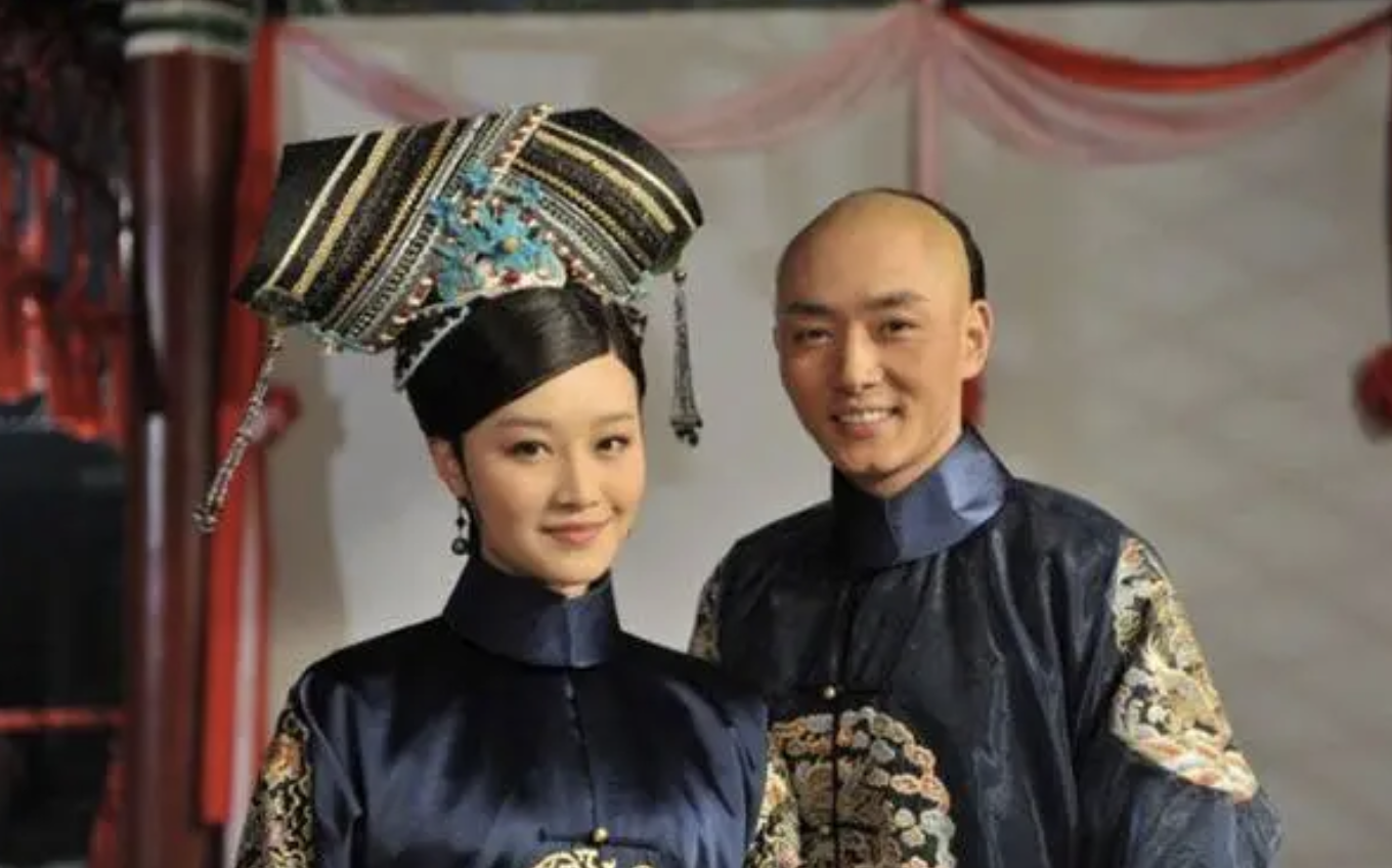 《甄嬛传》：孟静娴至死不知，她喂弘曕粥时的好胜心，让她成为甄嬛的替死鬼