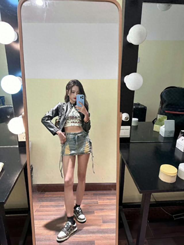 吴宣仪 穿搭风格遭营销号吐槽，引本尊怒怼“管的真宽”