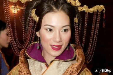 张可颐|53岁的张可颐,不婚不育也没“固定”伴侣,可爱情不是必需品