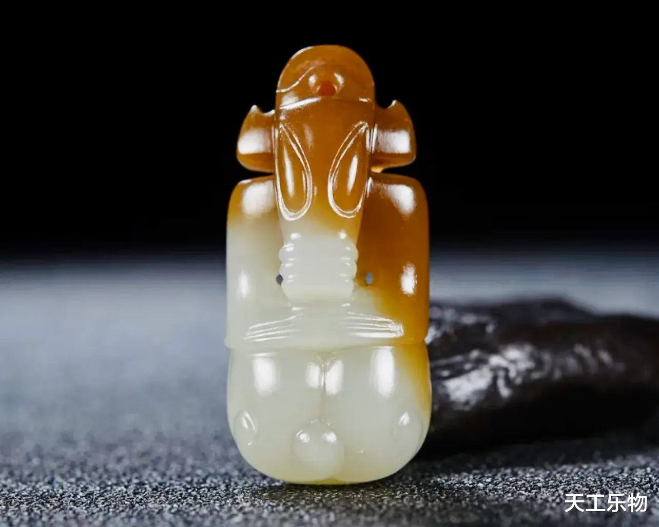 |玉质很好,品相平平?看看您的和田玉是不是没盘好?