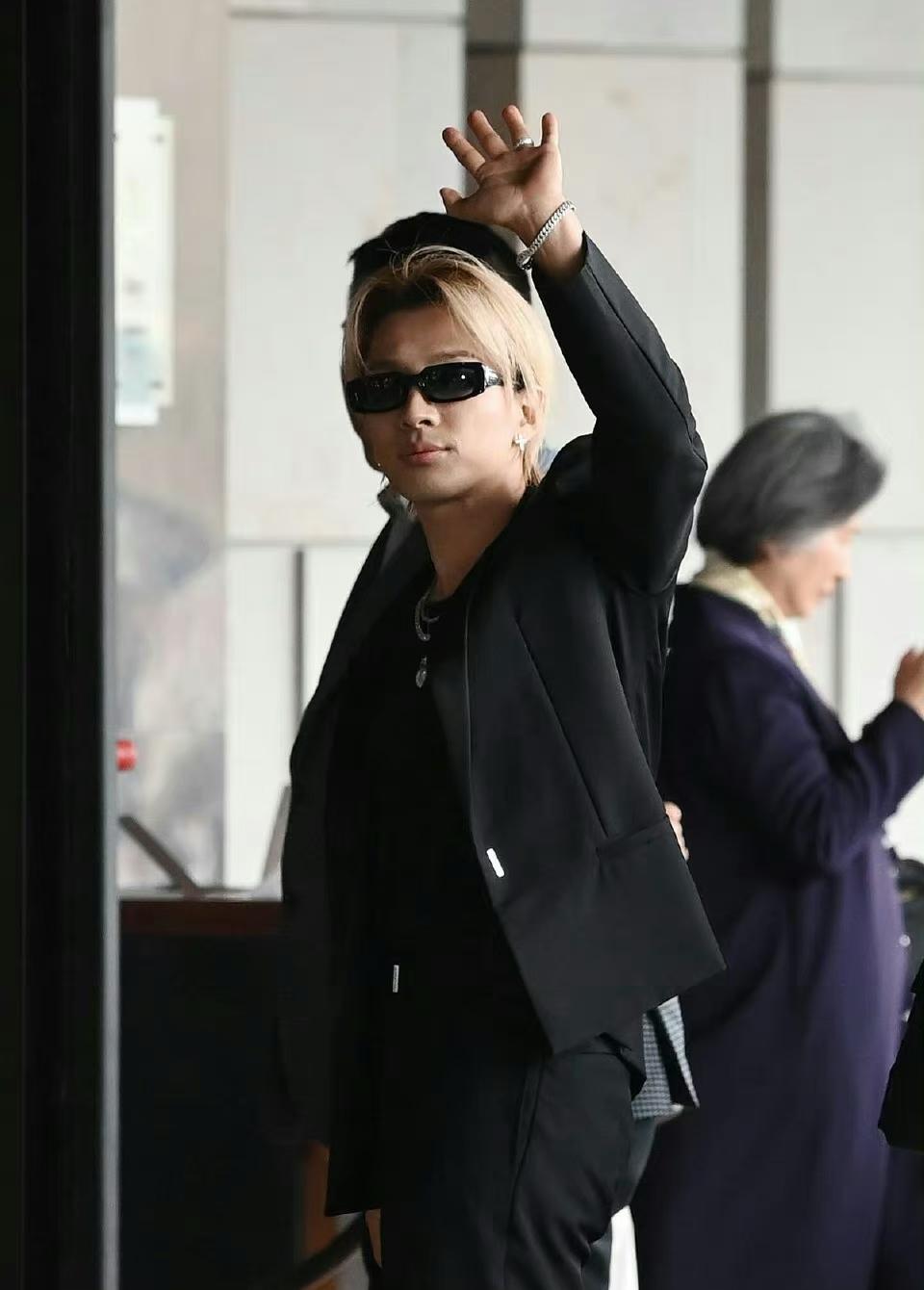 李多海|李多海婚礼现场公布,众一线韩星受邀参加,金在中权志龙近状曝光