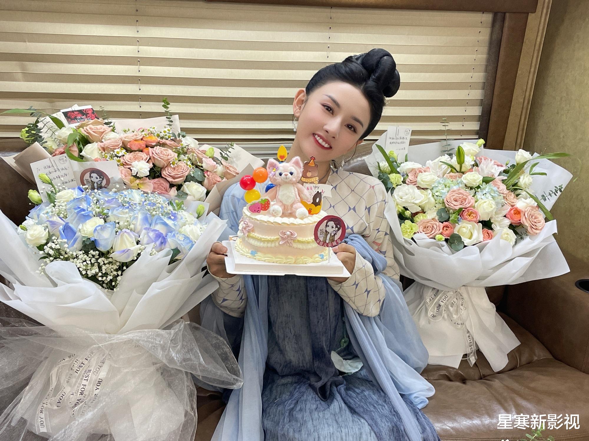 宋祖儿没事了,新剧《艰难的制造》正式待播,95花的格局要变!