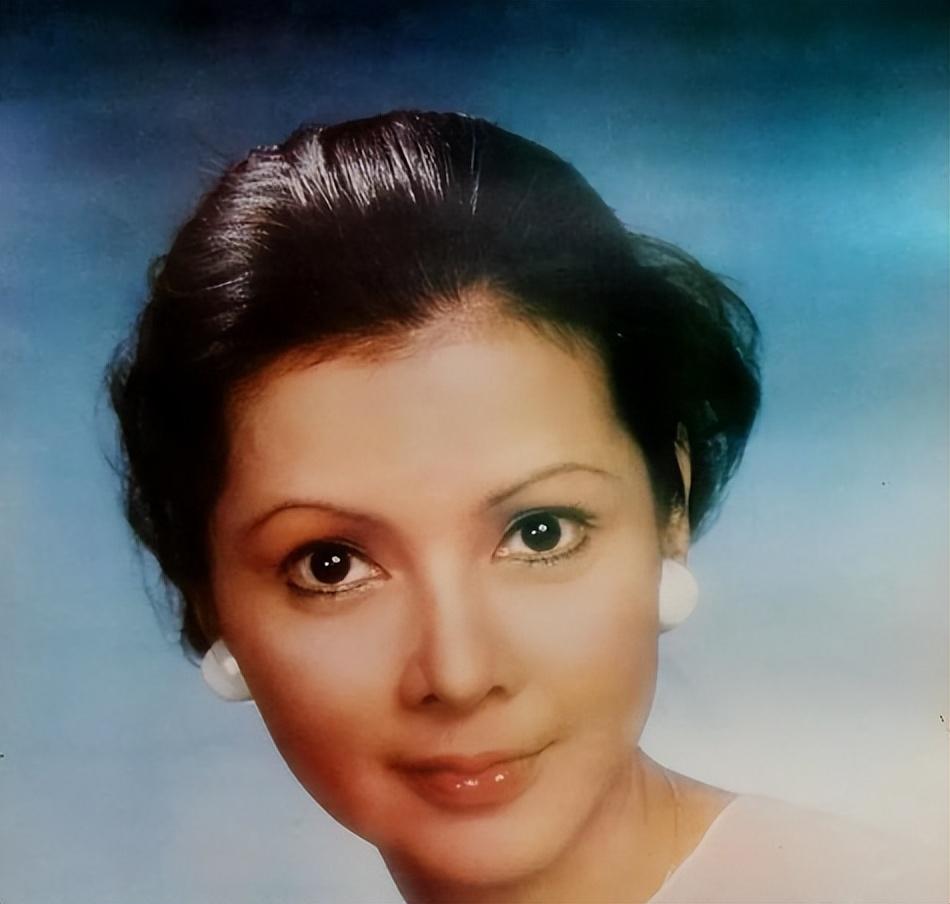 这是我见过最狠的报复，既然你把我抛弃，那我就嫁给你叔做你婶