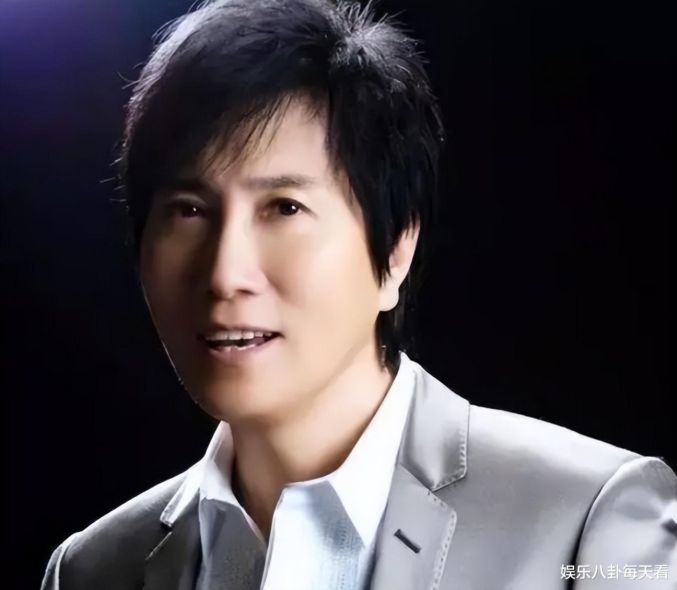 31岁登春晚一夜成名,原以为他隐退,其实已去世10年,妻子和母亲争遗产