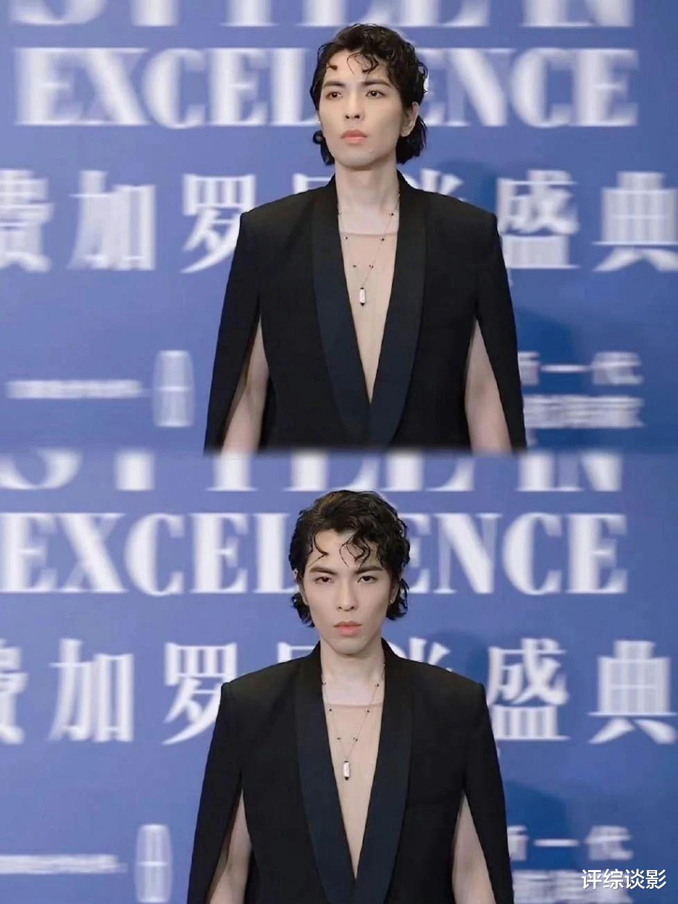 萧敬腾|建议尿检!萧敬腾参加活走路打晃,笑容诡异,状态像刚吸完